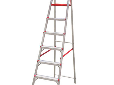 Escalera Aluminio 7 escalones 1,528 mts